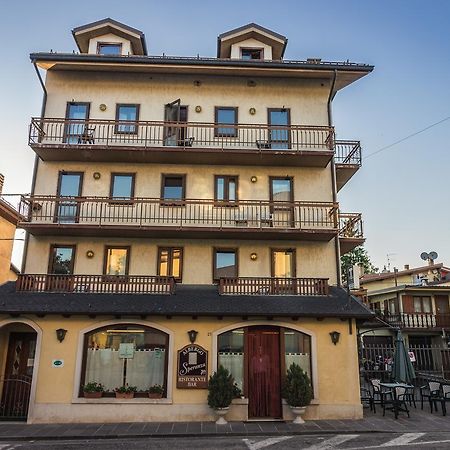 Albergo Speranza 아지아고 외부 사진