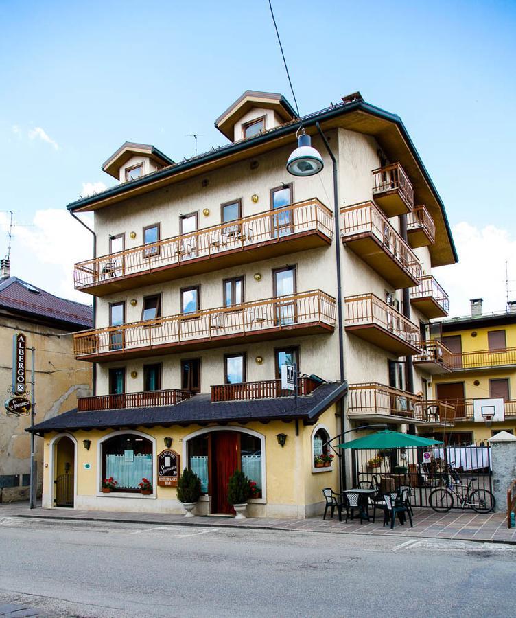 Albergo Speranza 아지아고 외부 사진